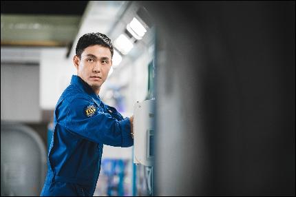 KFb_mb2 (1280x851, 227 kБ...)